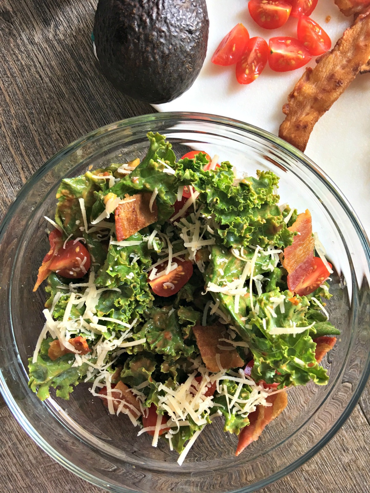 Kale Salad with Avocado-Tomato Dressing